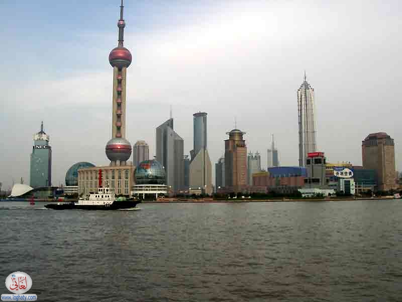 china--shanghai--bund-day+ship